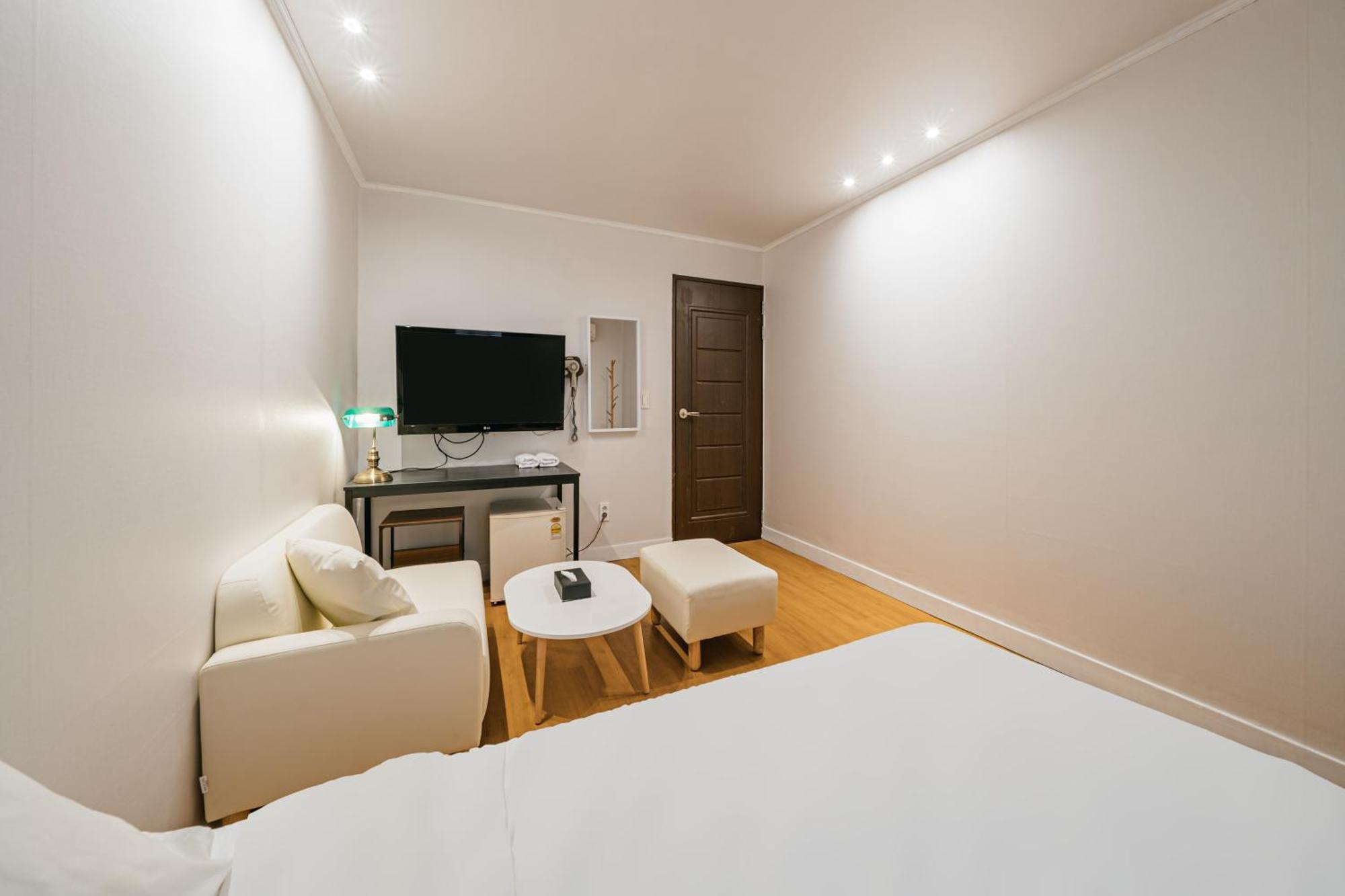 Хостел Lofy House Чечжу Екстер'єр фото